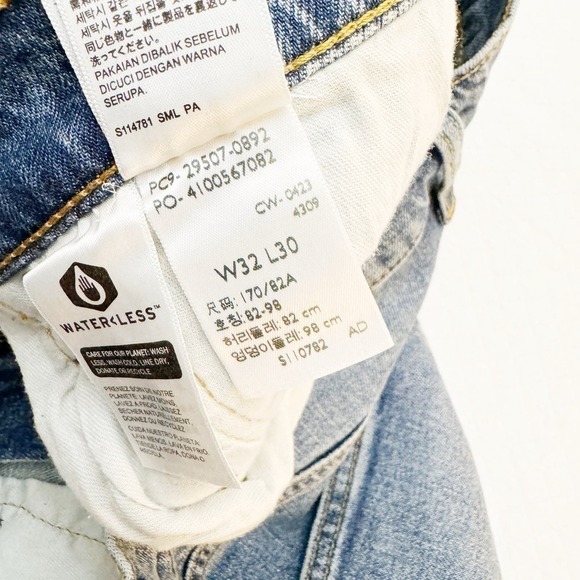 Levi's Straight Leg Denim Jeans Bleach Distressed Size 32 - Picture 4 of 8